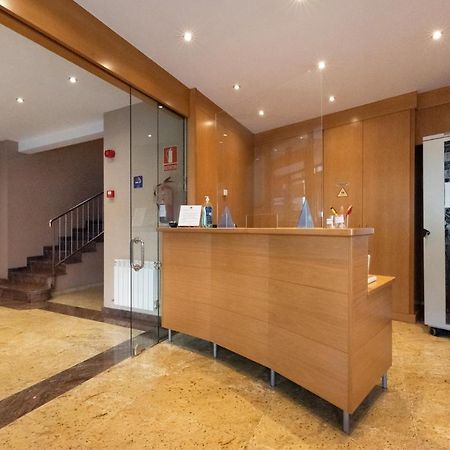 Aparthotel Iceberg サン・フリア・デ・ロリア エクステリア 写真
