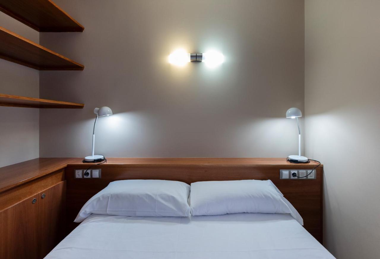 Aparthotel Iceberg サン・フリア・デ・ロリア エクステリア 写真